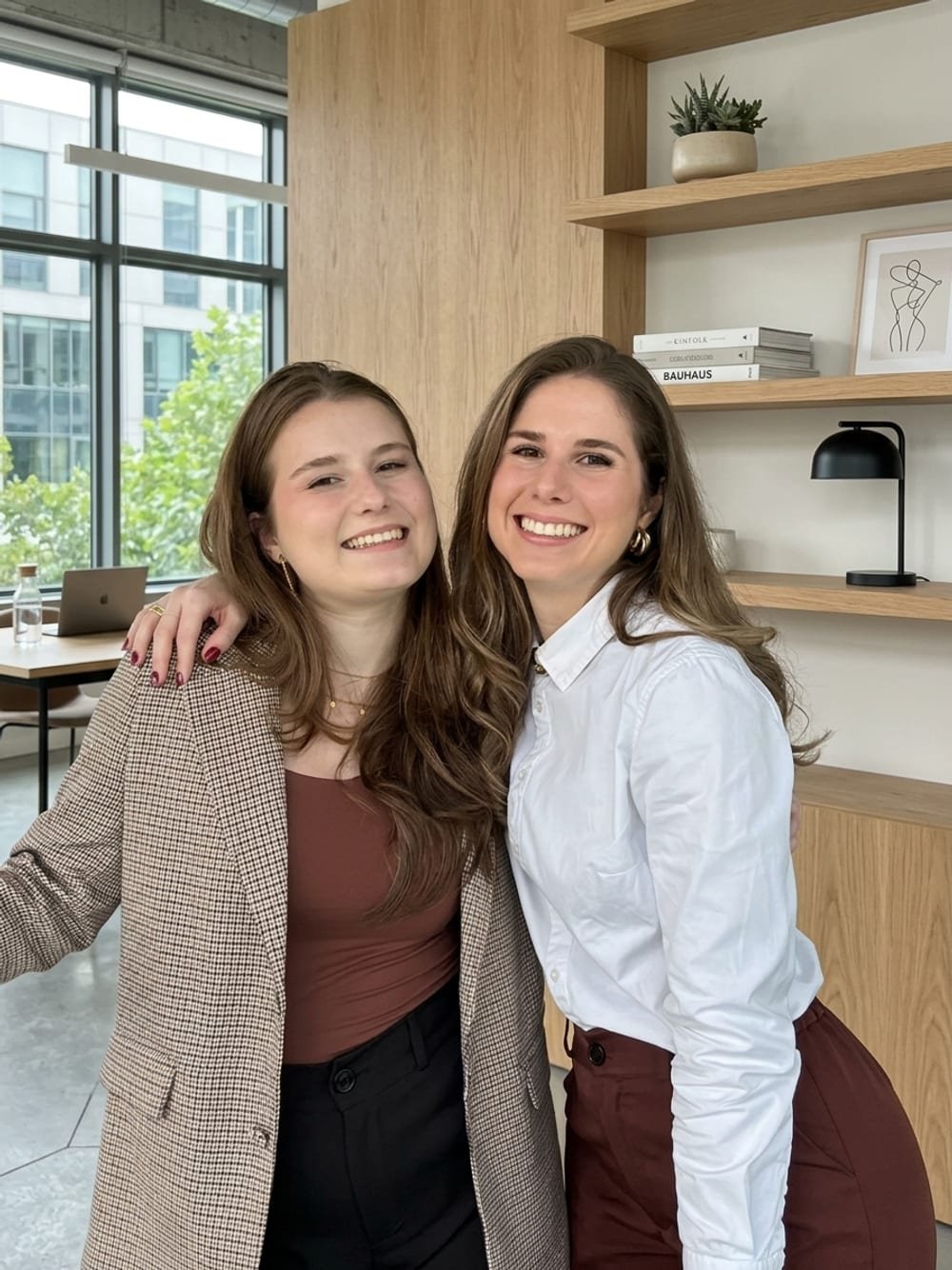 Nicole e Larissa — Fundadoras da Impulse Soluções Digitais